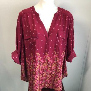 Torrid Harper Blouse with Skulls and Flowers Size 3 Roll Tab Sleeves